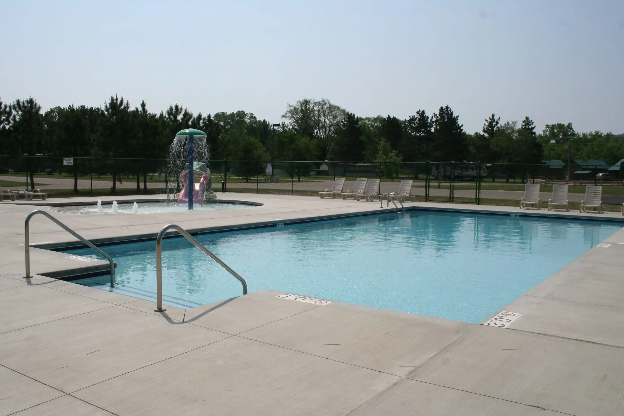 Swimming Pool Swimming Pool